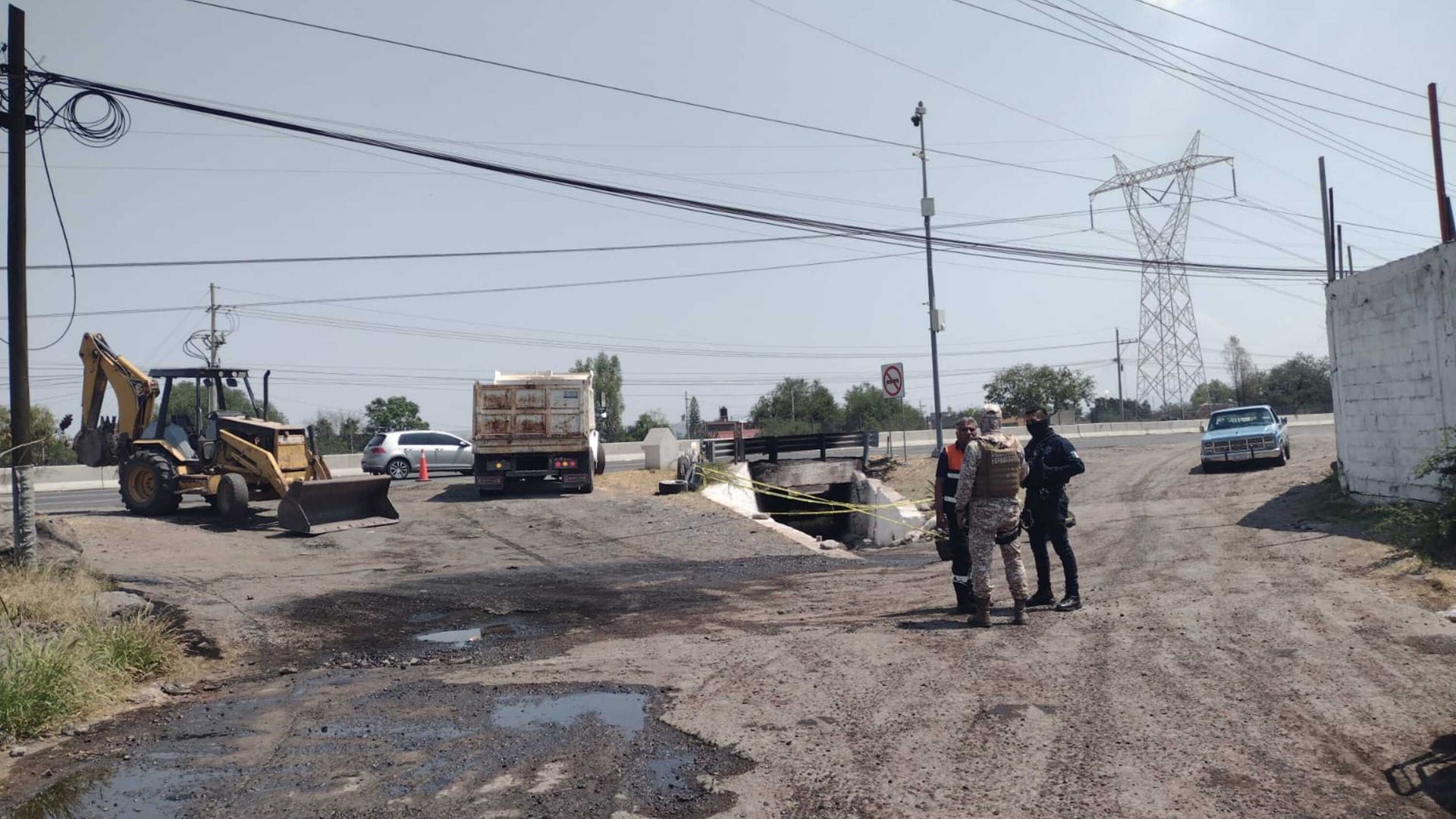Derrame de Hidrocarburo Causa Riesgo de Incendio en la Colonia La Luz de Salamanca